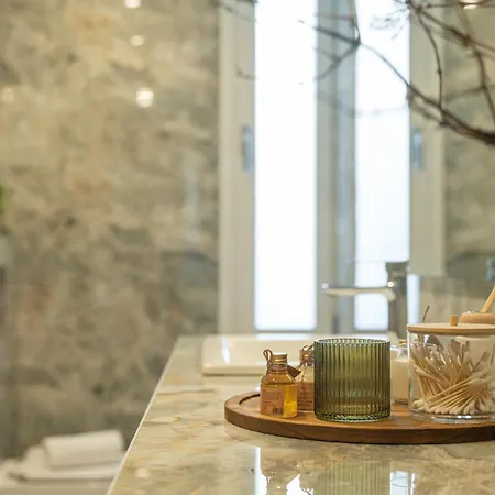 Agora Luxury ليكسوري